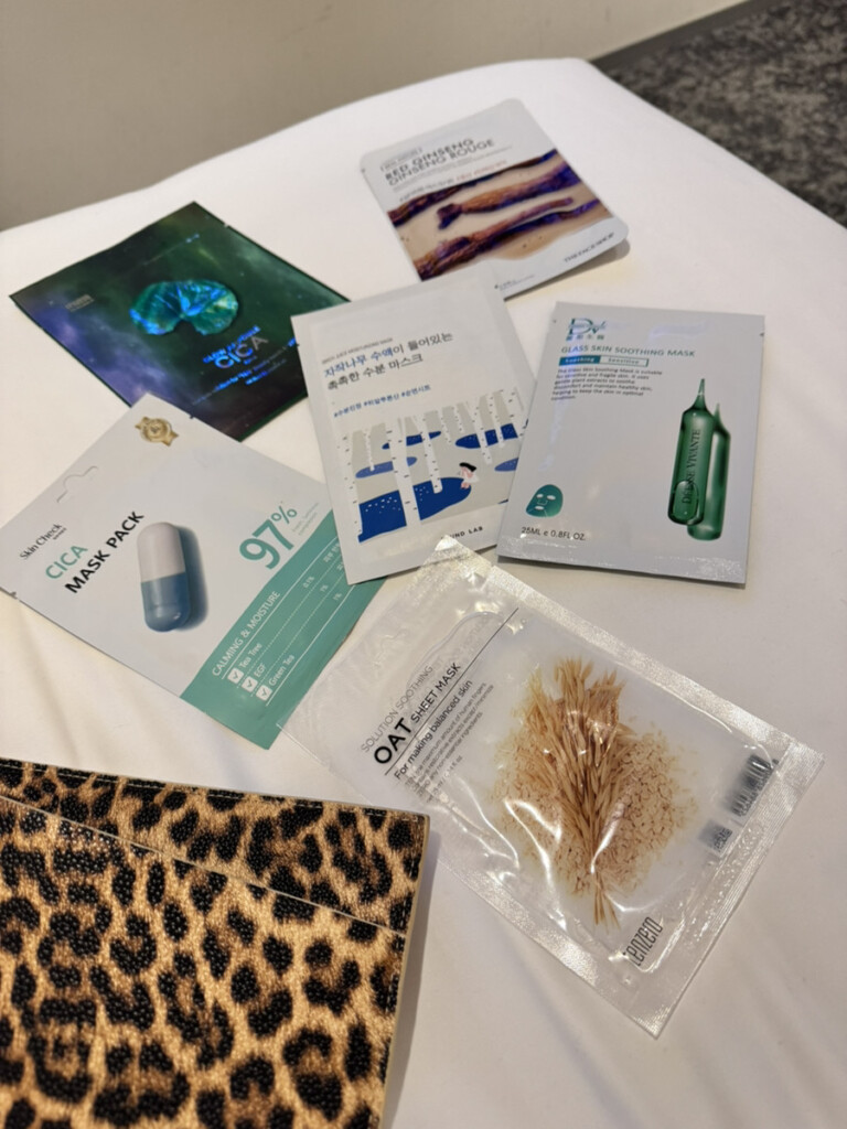 旅セットのシートマスクの写真