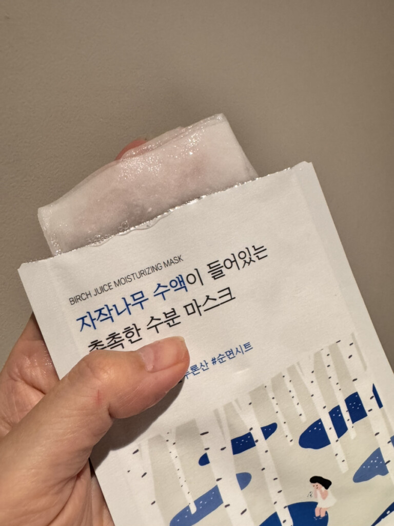 ROUND LAB Birch Juice Moisturizing Maskの写真